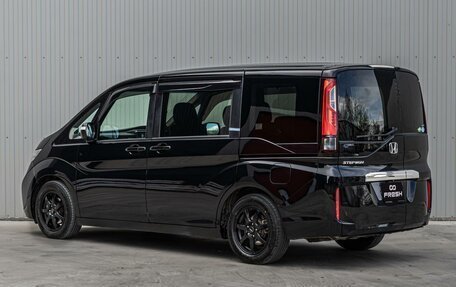 Honda Stepwgn IV, 2015 год, 1 595 000 рублей, 2 фотография