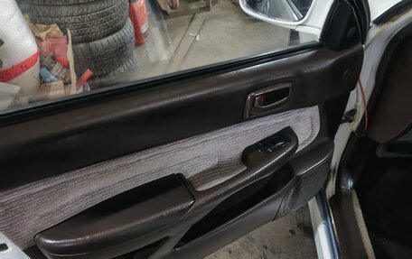 Toyota Carina, 1993 год, 255 000 рублей, 9 фотография