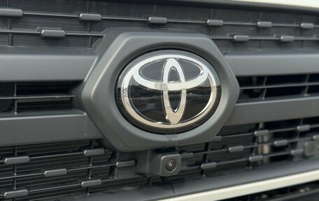 Toyota RAV4, 2025 год, 4 410 000 рублей, 9 фотография