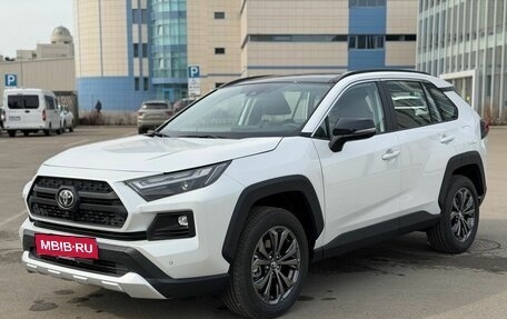 Toyota RAV4, 2025 год, 4 410 000 рублей, 3 фотография