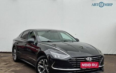 Hyundai Sonata VIII, 2021 год, 1 800 000 рублей, 3 фотография