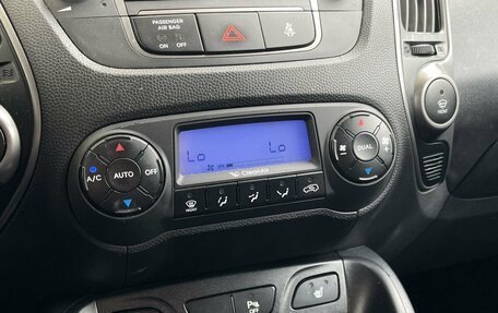 Hyundai ix35 I рестайлинг, 2015 год, 1 318 000 рублей, 23 фотография