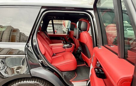 Land Rover Range Rover IV рестайлинг, 2019 год, 6 900 000 рублей, 12 фотография