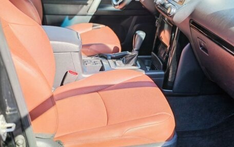 Toyota Land Cruiser Prado 150 рестайлинг 2, 2016 год, 3 850 000 рублей, 7 фотография