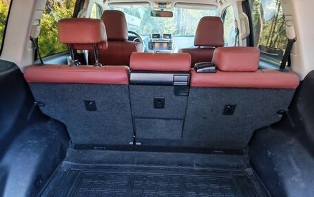 Toyota Land Cruiser Prado 150 рестайлинг 2, 2016 год, 3 850 000 рублей, 15 фотография