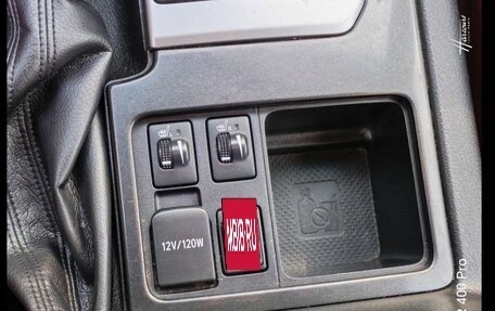 Toyota Land Cruiser Prado 150 рестайлинг 2, 2016 год, 3 850 000 рублей, 13 фотография