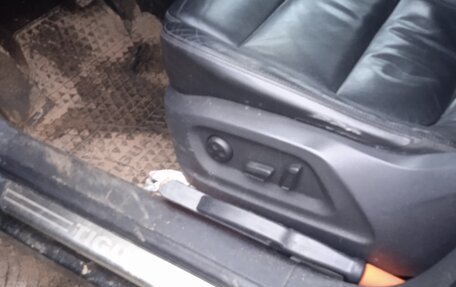 Volkswagen Tiguan I, 2010 год, 900 000 рублей, 13 фотография