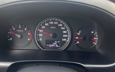 Hyundai H-1 II рестайлинг, 2015 год, 1 730 000 рублей, 13 фотография