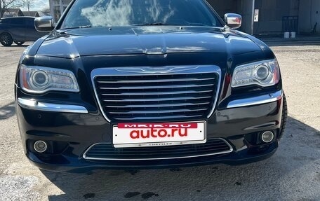 Chrysler 300C II, 2012 год, 1 630 000 рублей, 2 фотография