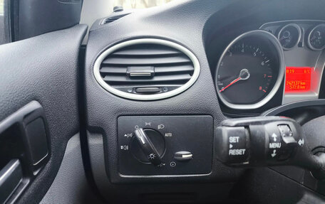 Ford Focus II рестайлинг, 2008 год, 570 000 рублей, 24 фотография