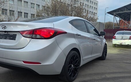 Hyundai Elantra V, 2015 год, 950 000 рублей, 2 фотография