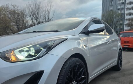 Hyundai Elantra V, 2015 год, 950 000 рублей, 7 фотография