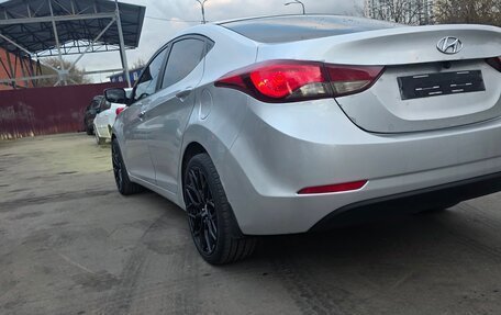 Hyundai Elantra V, 2015 год, 950 000 рублей, 15 фотография