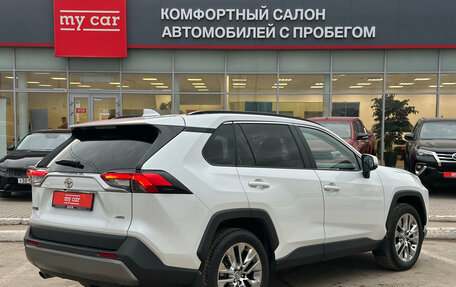 Toyota RAV4, 2021 год, 3 920 000 рублей, 4 фотография