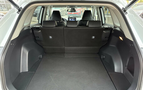 Toyota RAV4, 2021 год, 3 920 000 рублей, 21 фотография