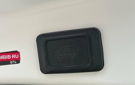 Toyota RAV4, 2021 год, 3 920 000 рублей, 22 фотография