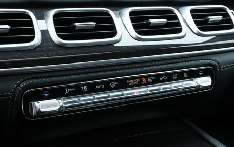 Mercedes-Benz GLS, 2020 год, 9 000 000 рублей, 18 фотография