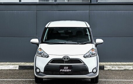 Toyota Sienta II, 2015 год, 1 434 000 рублей, 3 фотография
