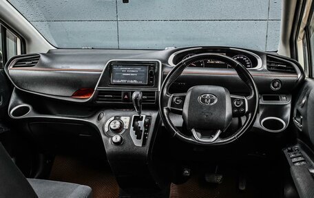 Toyota Sienta II, 2015 год, 1 434 000 рублей, 6 фотография