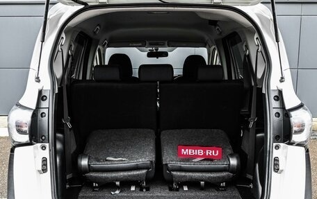 Toyota Sienta II, 2015 год, 1 434 000 рублей, 23 фотография