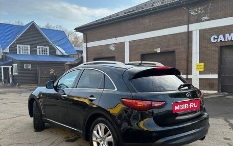 Infiniti QX70, 2015 год, 2 800 000 рублей, 4 фотография