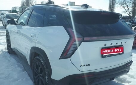 Geely Atlas, 2024 год, 3 150 000 рублей, 4 фотография