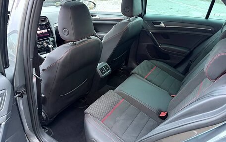 Volkswagen Golf GTI VII, 2019 год, 2 900 000 рублей, 7 фотография