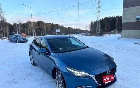 Mazda Axela, 2016 год, 1 250 000 рублей, 27 фотография