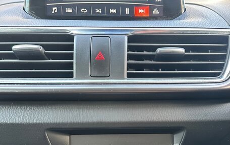 Mazda Axela, 2016 год, 1 250 000 рублей, 36 фотография