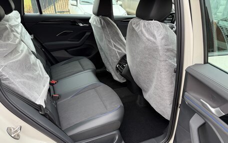 Volkswagen Tiguan, 2026 год, 4 850 000 рублей, 10 фотография