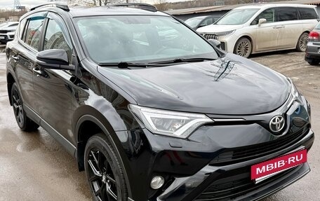 Toyota RAV4, 2019 год, 2 898 000 рублей, 23 фотография
