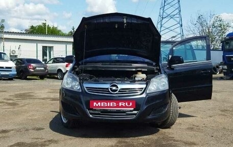 Opel Zafira B, 2011 год, 650 000 рублей, 6 фотография