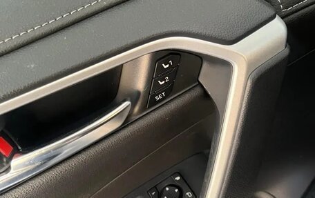 Toyota RAV4, 2021 год, 6 200 000 рублей, 10 фотография