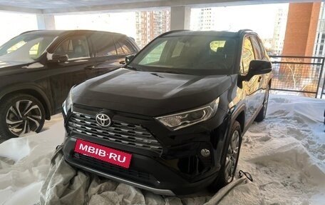 Toyota RAV4, 2021 год, 6 200 000 рублей, 5 фотография