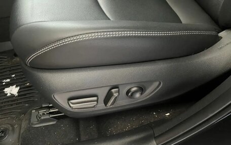 Toyota RAV4, 2021 год, 6 200 000 рублей, 16 фотография