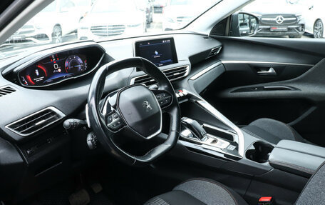 Peugeot 3008 II, 2019 год, 1 700 000 рублей, 13 фотография