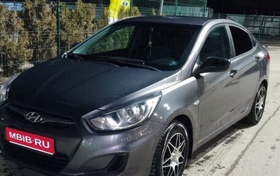 Hyundai Solaris II рестайлинг, 2012 год, 760 000 рублей, 1 фотография