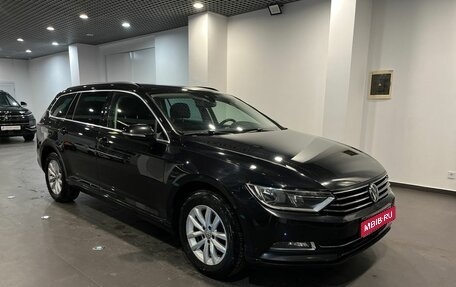Volkswagen Passat B8 рестайлинг, 2019 год, 2 160 000 рублей, 1 фотография