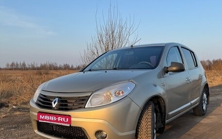 Renault Sandero I, 2011 год, 580 000 рублей, 1 фотография