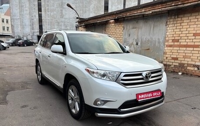 Toyota Highlander III, 2012 год, 2 600 000 рублей, 1 фотография