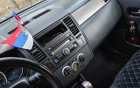 Nissan Tiida, 2007 год, 650 000 рублей, 27 фотография