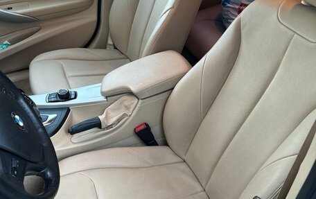 BMW 3 серия, 2015 год, 1 900 000 рублей, 10 фотография