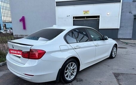 BMW 3 серия, 2015 год, 1 900 000 рублей, 4 фотография