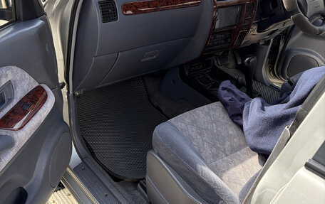 Toyota Land Cruiser Prado 90 рестайлинг, 2001 год, 1 150 000 рублей, 4 фотография