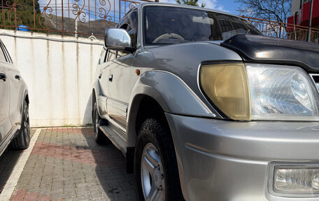 Toyota Land Cruiser Prado 90 рестайлинг, 2001 год, 1 150 000 рублей, 2 фотография
