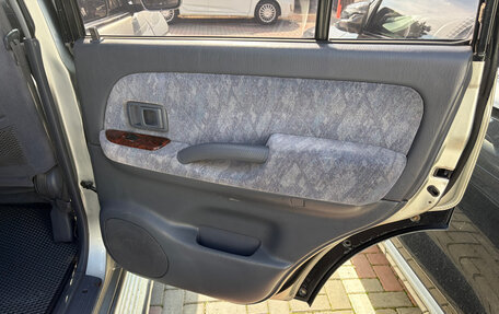 Toyota Land Cruiser Prado 90 рестайлинг, 2001 год, 1 150 000 рублей, 10 фотография