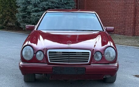 Mercedes-Benz E-Класс, 1995 год, 280 400 рублей, 2 фотография