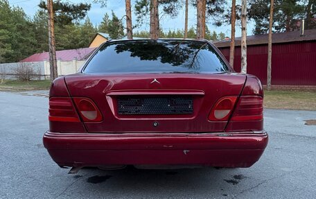 Mercedes-Benz E-Класс, 1995 год, 280 400 рублей, 14 фотография