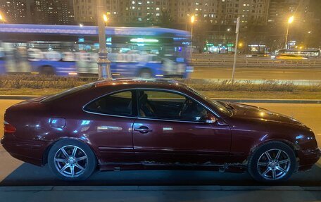 Mercedes-Benz CLK-Класс, 2000 год, 550 000 рублей, 4 фотография