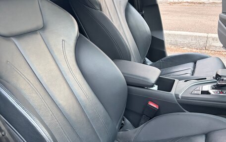 Audi A4, 2017 год, 1 890 000 рублей, 11 фотография